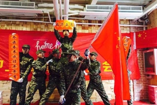 逃离昏暗的废弃城